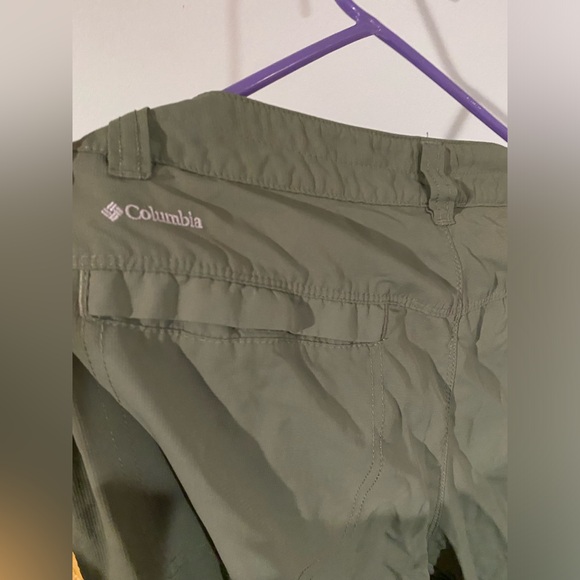 Columbia pants. Omni-wick. Sz 14 regular. Cargo packets. Lightweight. - Picture 5 of 8